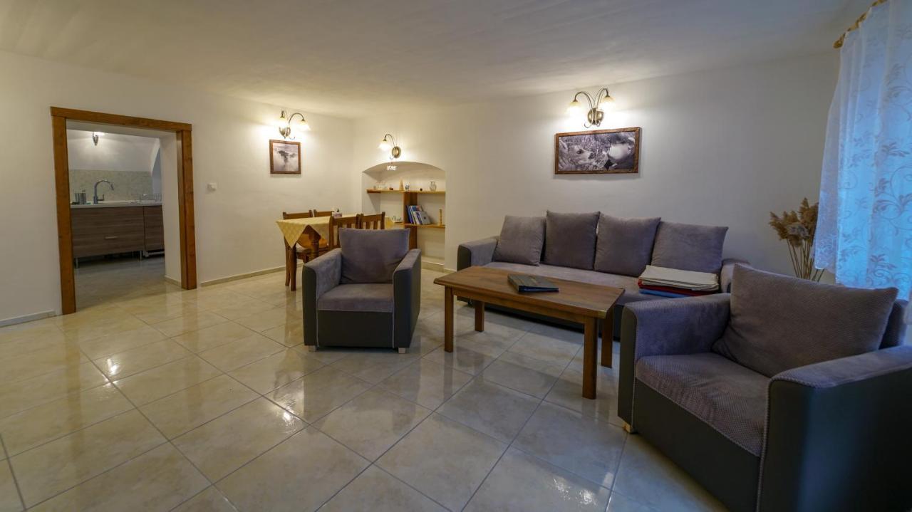 Historicky Dom Kezmarok Villa Ngoại thất bức ảnh